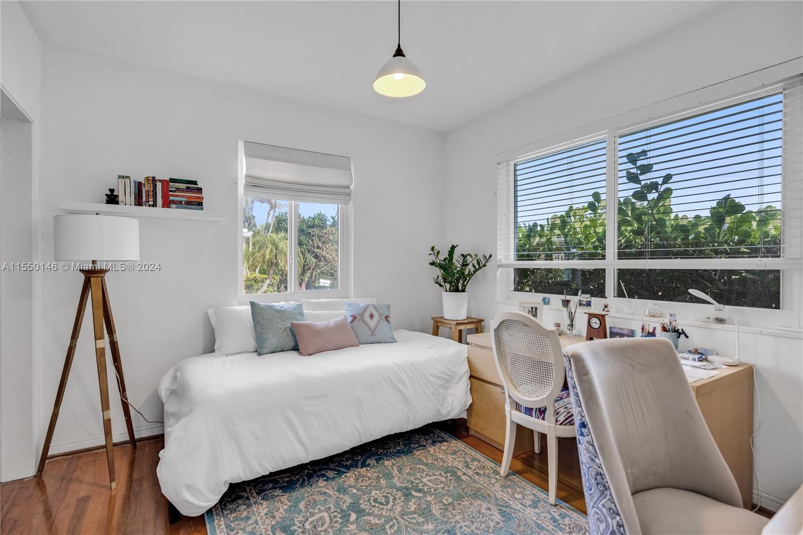 10801 9 Ave, Biscayne Park, FL, 33161 United States, 3 Bedrooms Bedrooms, ,2 BathroomsBathrooms,Residential,For Sale,9 Ave,A11550146