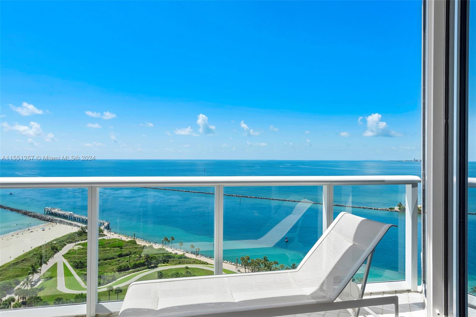 100 Pointe Dr, Miami Beach, FL, 33139 United States, 3 Bedrooms Bedrooms, ,3 BathroomsBathrooms,Residential,For Sale,Pointe Dr,A11551257