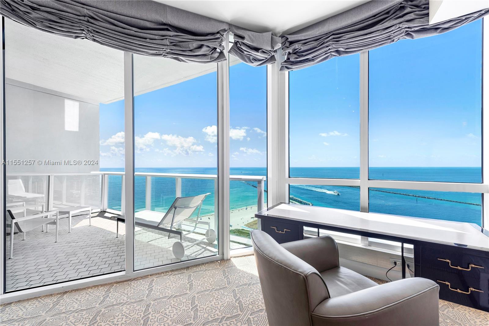 100 Pointe Dr, Miami Beach, FL, 33139 United States, 3 Bedrooms Bedrooms, ,3 BathroomsBathrooms,Residential,For Sale,Pointe Dr,A11551257