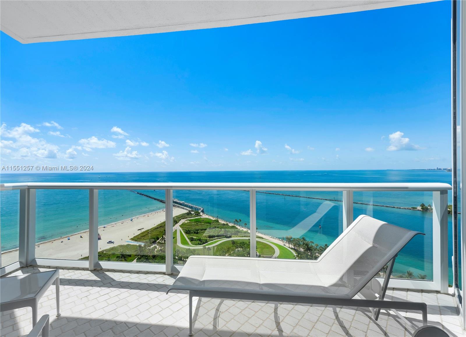 100 Pointe Dr, Miami Beach, FL, 33139 United States, 3 Bedrooms Bedrooms, ,3 BathroomsBathrooms,Residential,For Sale,Pointe Dr,A11551257