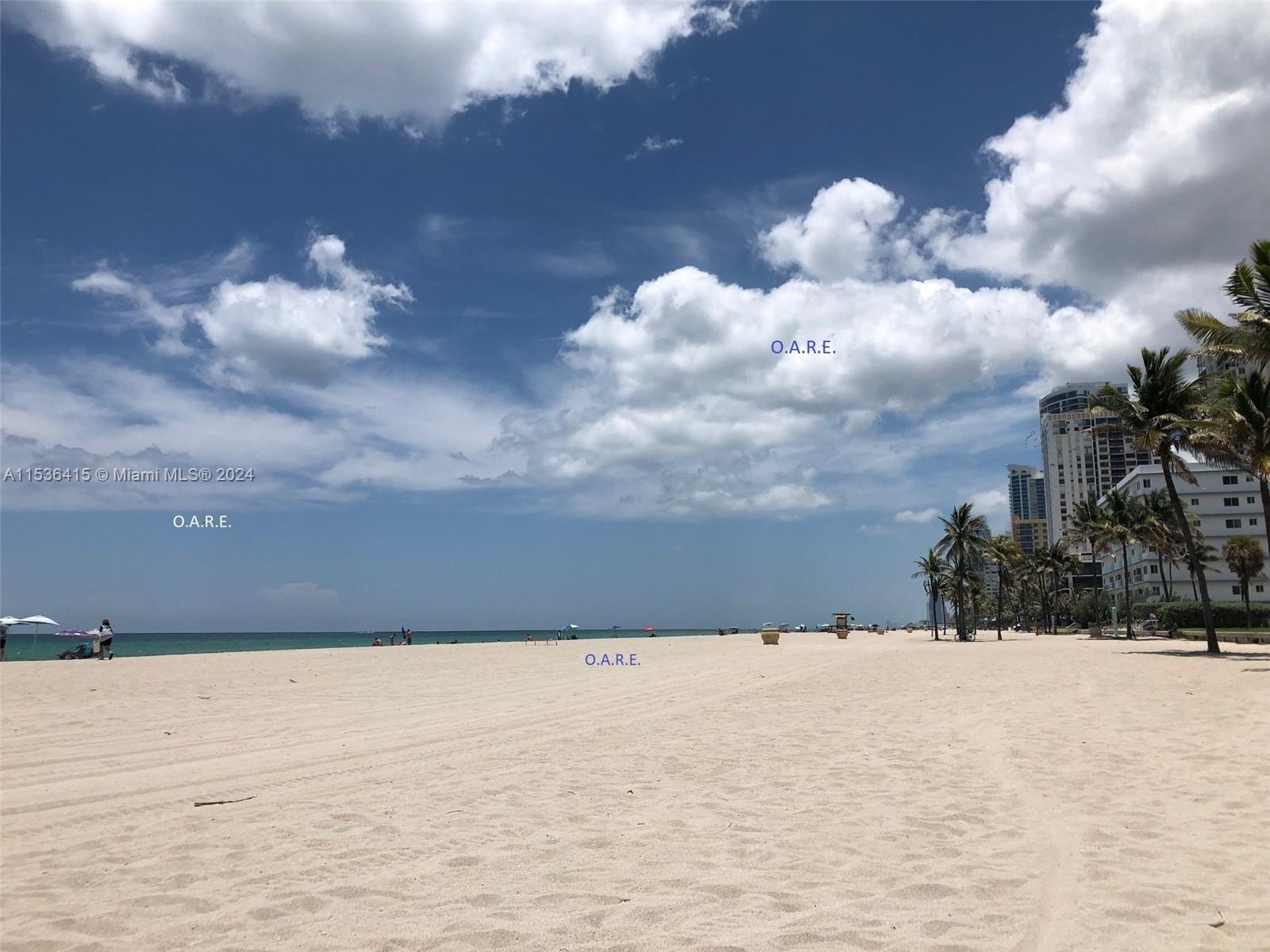 3801 OCEAN DR 10H, Hollywood, Florida 33019, 1 Bedroom Bedrooms, ,1 BathroomBathrooms,Residentiallease,For Rent,3801 OCEAN DR 10H,A11536415