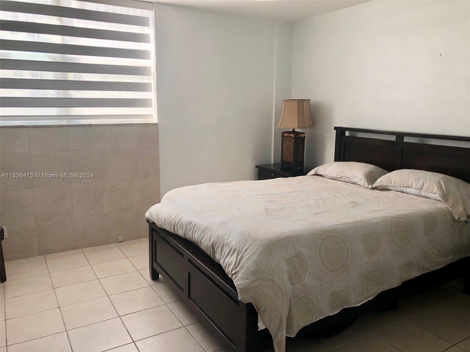 3801 OCEAN DR 10H, Hollywood, Florida 33019, 1 Bedroom Bedrooms, ,1 BathroomBathrooms,Residentiallease,For Rent,3801 OCEAN DR 10H,A11536415