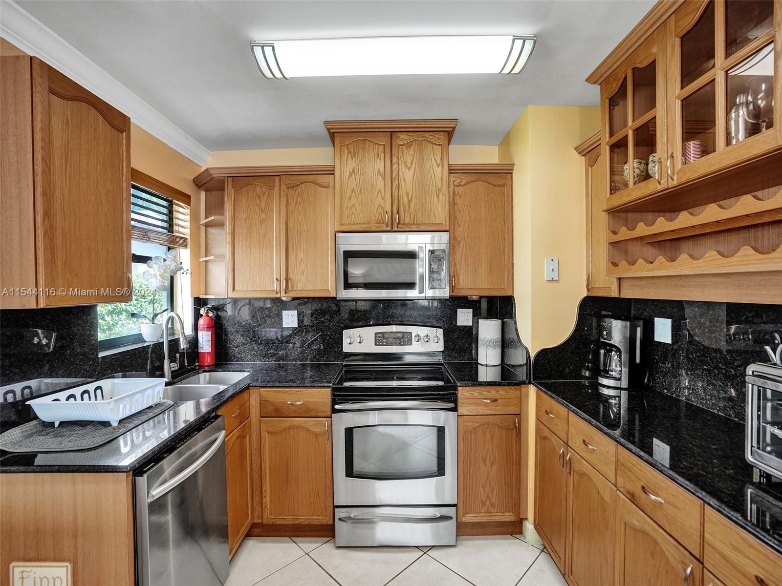3810 12th Ter, Pompano Beach, FL, 33064 United States, 3 Bedrooms Bedrooms, ,2 BathroomsBathrooms,Residential,For Sale,12th Ter,A11544116