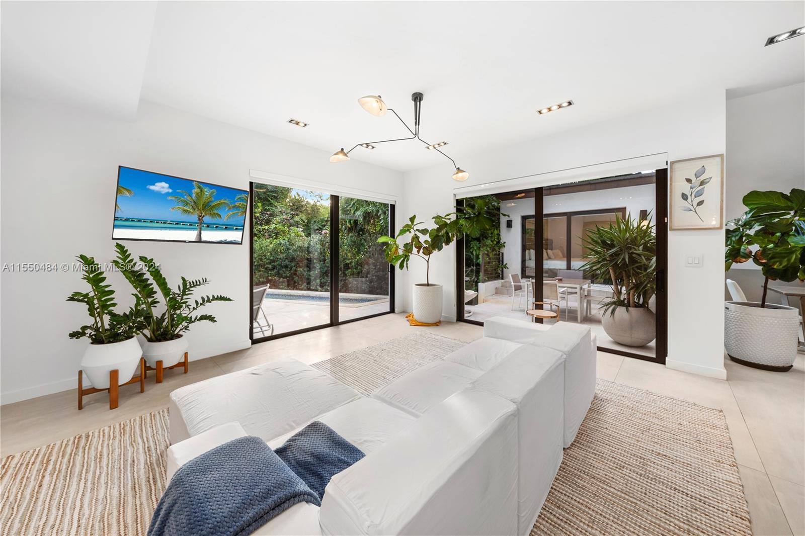 3111 22nd Ave, Miami, FL, 33133 United States, 6 Bedrooms Bedrooms, ,5 BathroomsBathrooms,Residential,For Sale,22nd Ave,A11550484