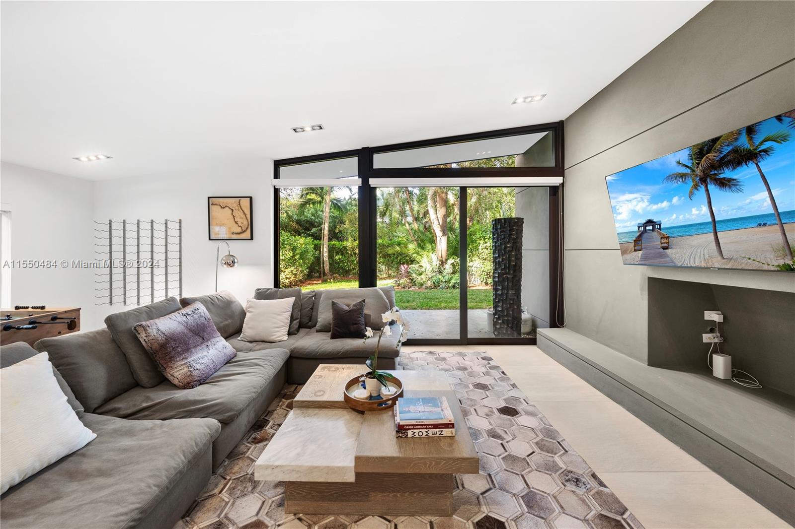 3111 22nd Ave, Miami, FL, 33133 United States, 6 Bedrooms Bedrooms, ,5 BathroomsBathrooms,Residential,For Sale,22nd Ave,A11550484