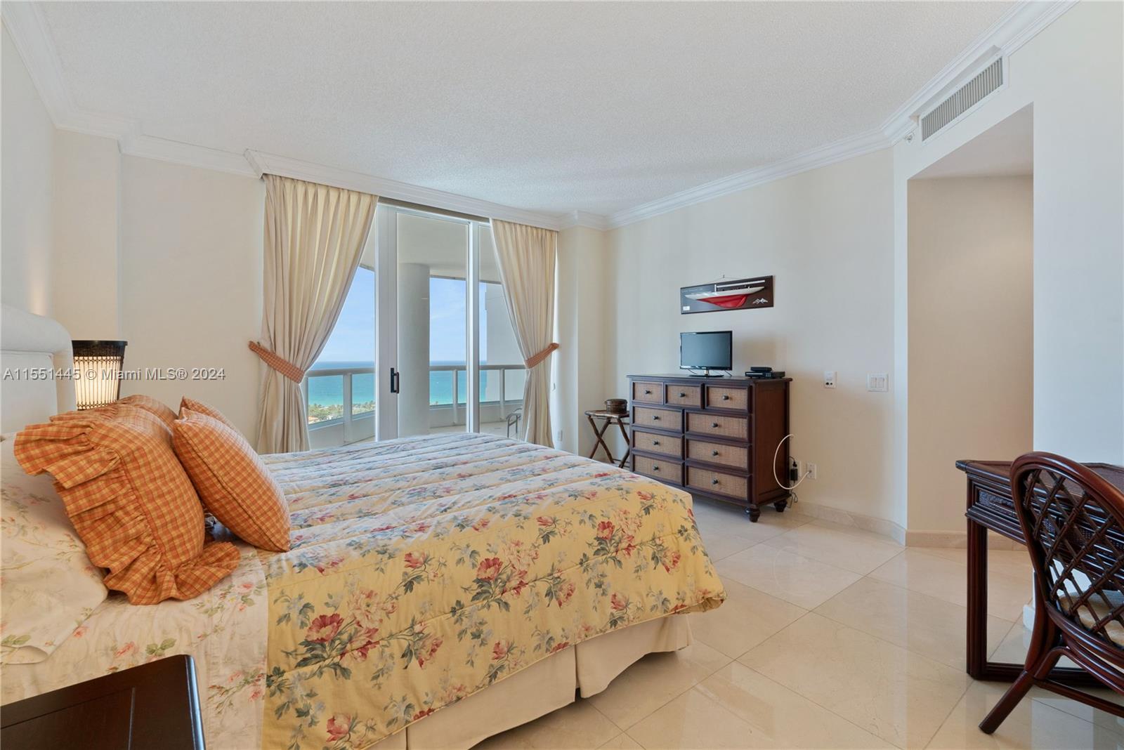 21050 Point Pl 2702, Aventura, Florida 33180, 3 Bedrooms Bedrooms, ,2 BathroomsBathrooms,Residential,For Sale,21050 Point Pl 2702,A11551445