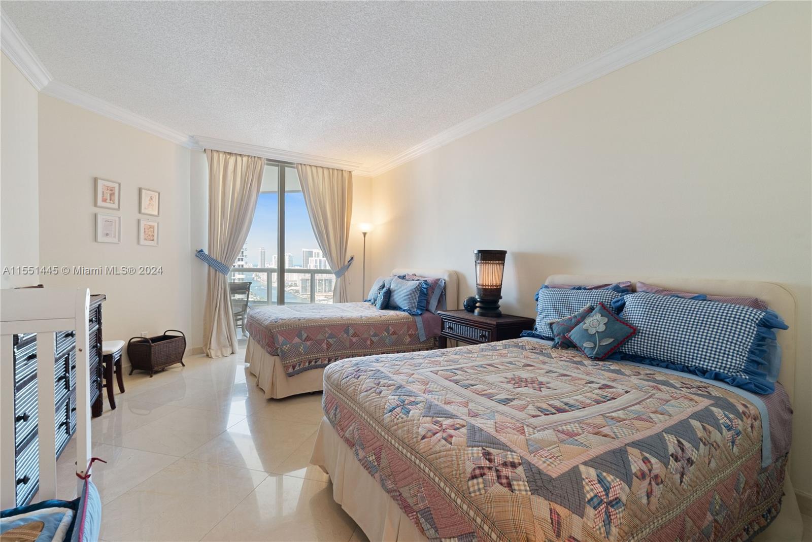 21050 Point Pl, Aventura, FL, 33180 United States, 3 Bedrooms Bedrooms, ,2 BathroomsBathrooms,Residential,For Sale,Point Pl,A11551445