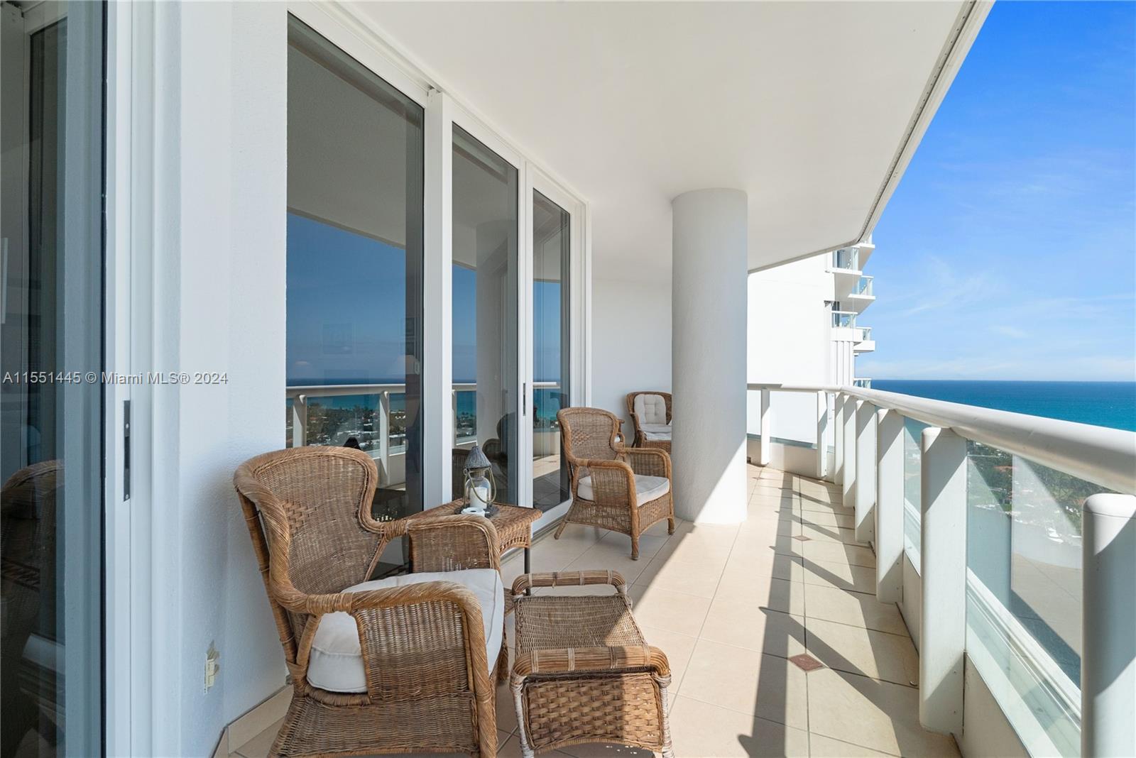 21050 Point Pl, Aventura, FL, 33180 United States, 3 Bedrooms Bedrooms, ,2 BathroomsBathrooms,Residential,For Sale,Point Pl,A11551445