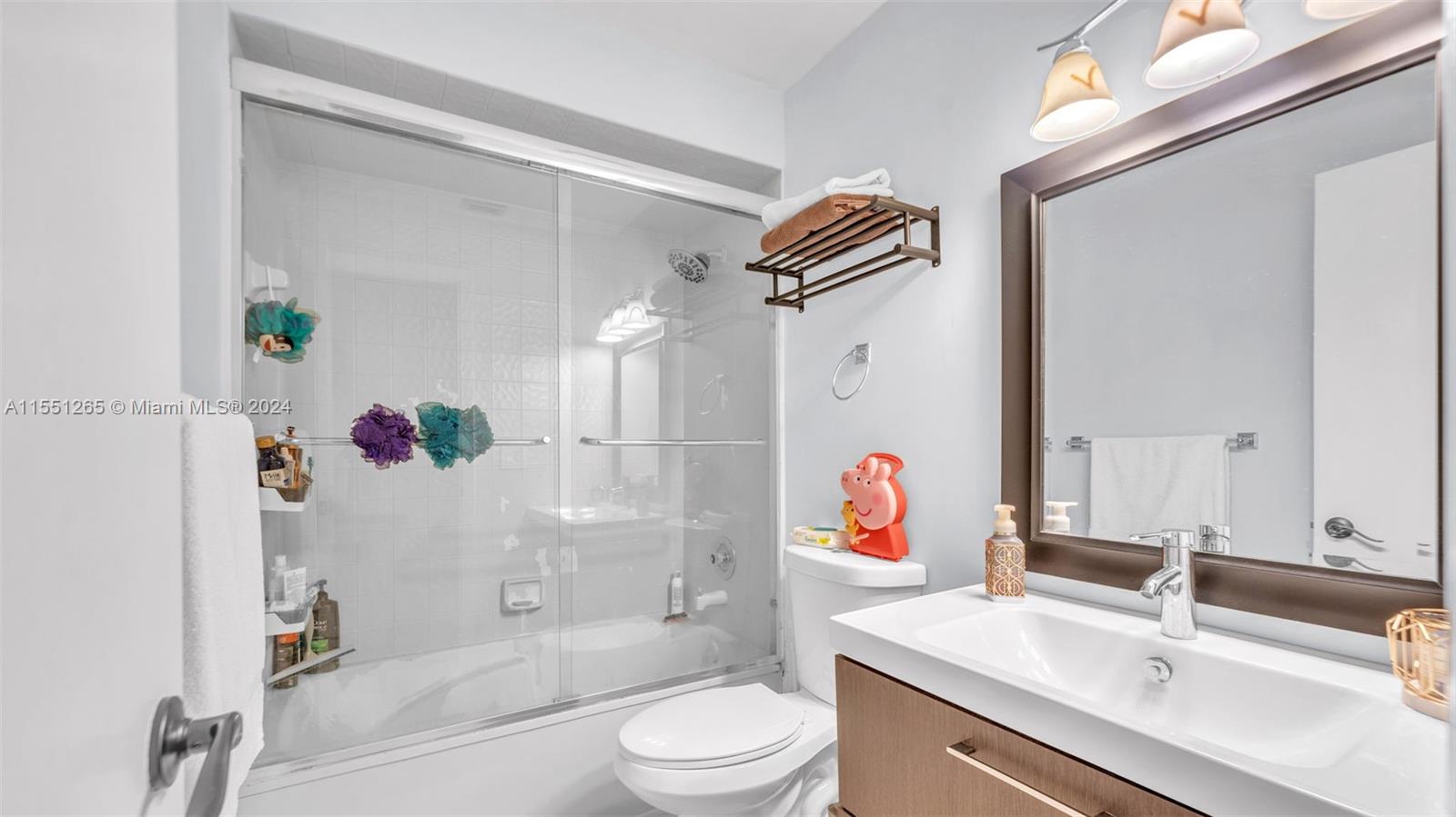 13266 114 TH TER, Miami, FL, 33186 United States, 2 Bedrooms Bedrooms, ,2 BathroomsBathrooms,Residential,For Sale,114 TH TER,A11551265