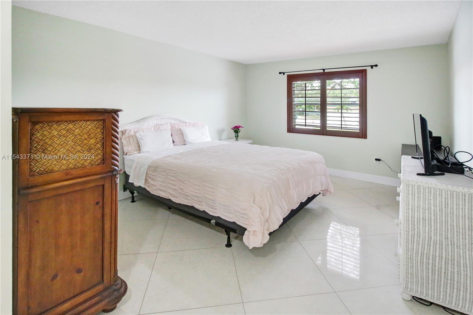 4990 Sabal Palm Blvd, Tamarac, FL, 33319 United States, 2 Bedrooms Bedrooms, ,2 BathroomsBathrooms,Residential,For Sale,Sabal Palm Blvd,A11543371
