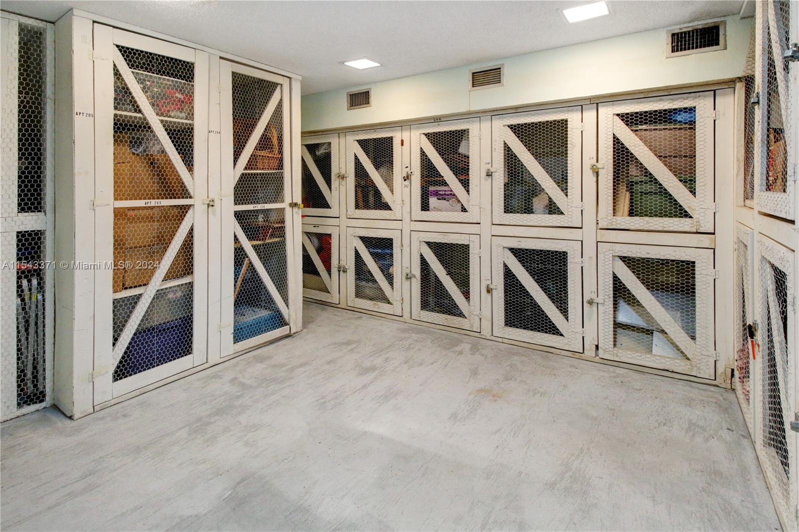 4990 Sabal Palm Blvd, Tamarac, FL, 33319 United States, 2 Bedrooms Bedrooms, ,2 BathroomsBathrooms,Residential,For Sale,Sabal Palm Blvd,A11543371
