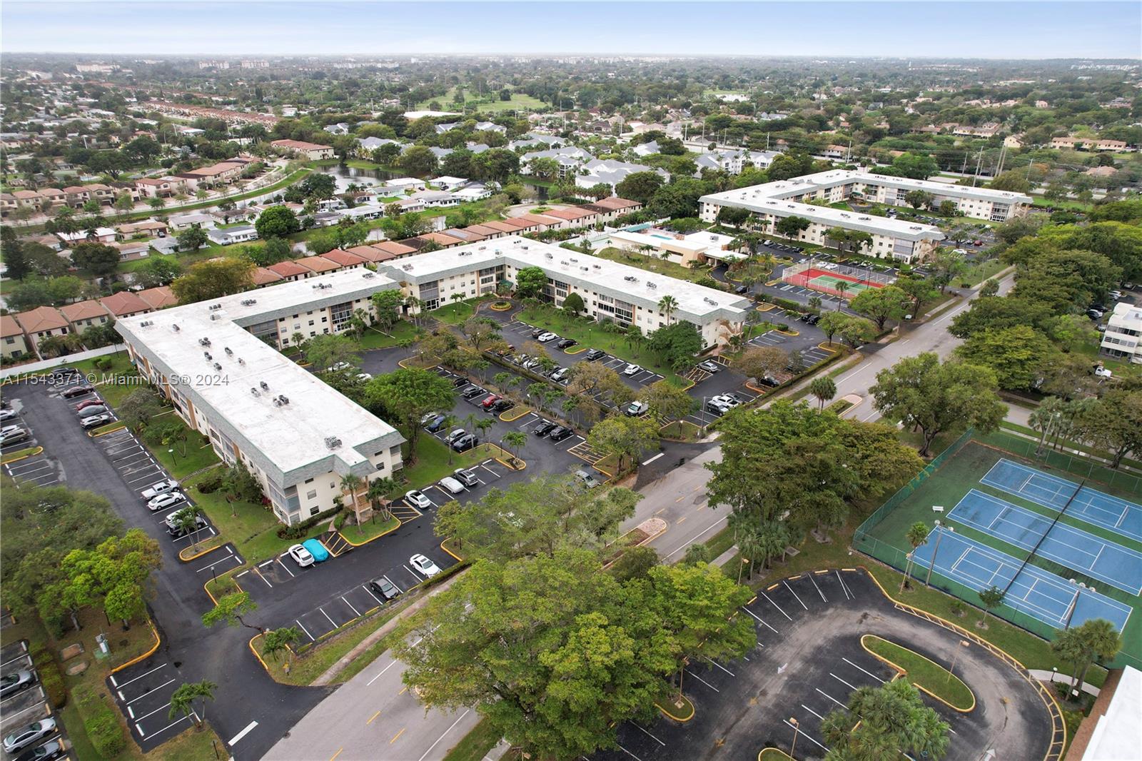 4990 Sabal Palm Blvd, Tamarac, FL, 33319 United States, 2 Bedrooms Bedrooms, ,2 BathroomsBathrooms,Residential,For Sale,Sabal Palm Blvd,A11543371