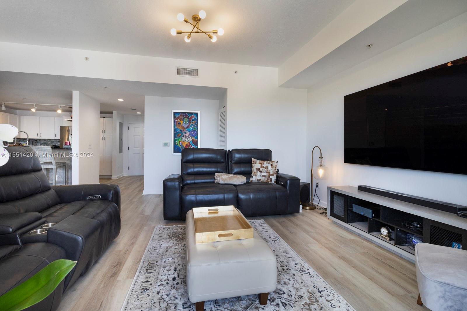 8390 72nd Ave, Miami, FL, 33143 United States, 2 Bedrooms Bedrooms, ,2 BathroomsBathrooms,Residential,For Sale,72nd Ave,A11551420