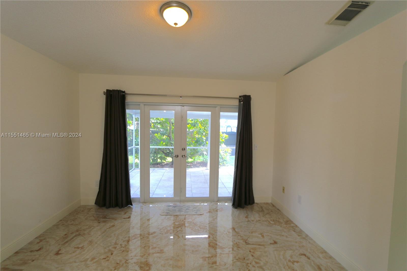 27953 136th Pl, Homestead, FL, 33032 United States, 3 Bedrooms Bedrooms, ,2 BathroomsBathrooms,Residential,For Sale,136th Pl,A11551465