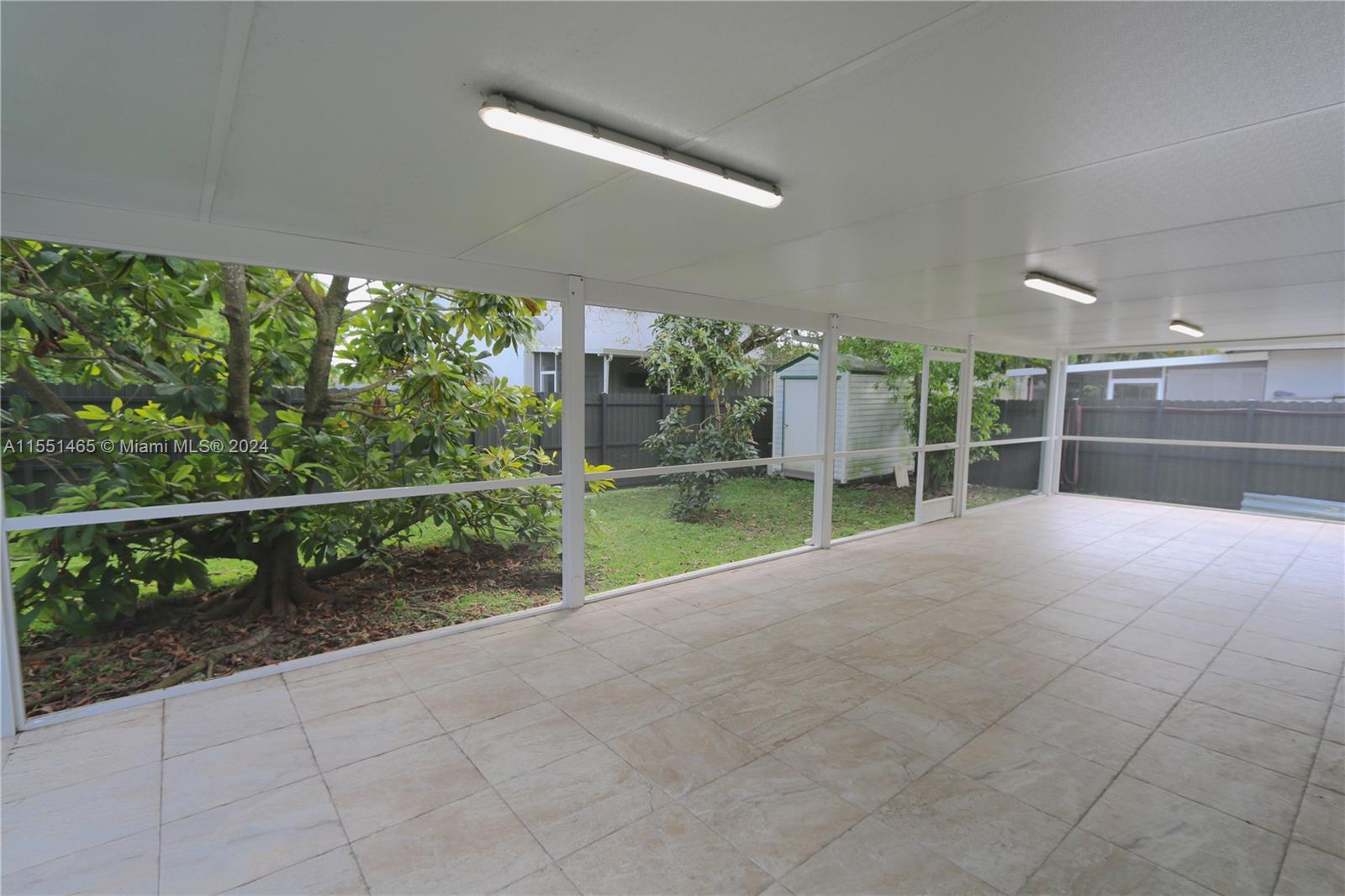 27953 136th Pl, Homestead, FL, 33032 United States, 3 Bedrooms Bedrooms, ,2 BathroomsBathrooms,Residential,For Sale,136th Pl,A11551465