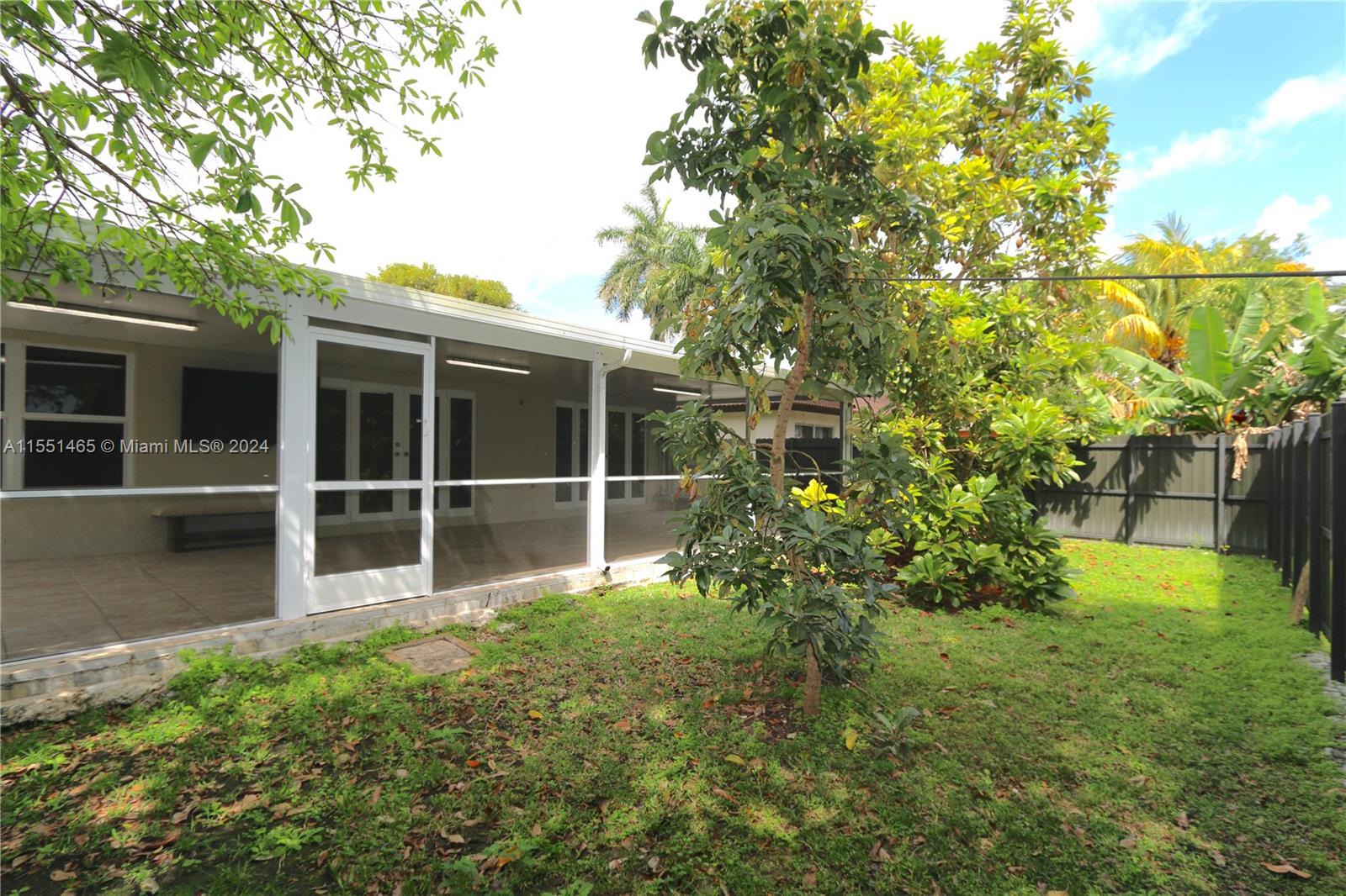 27953 136th Pl, Homestead, FL, 33032 United States, 3 Bedrooms Bedrooms, ,2 BathroomsBathrooms,Residential,For Sale,136th Pl,A11551465