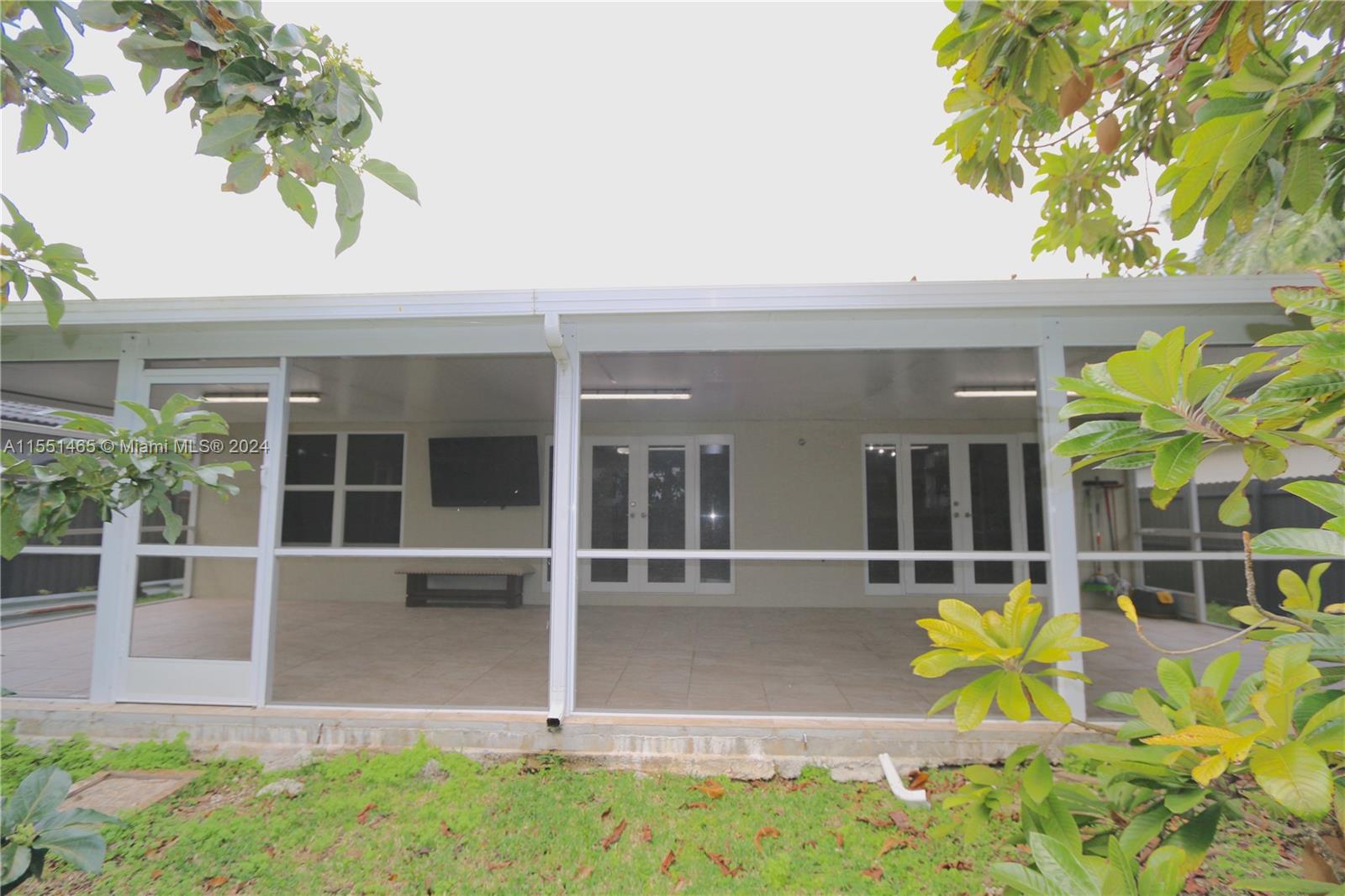 27953 136th Pl, Homestead, FL, 33032 United States, 3 Bedrooms Bedrooms, ,2 BathroomsBathrooms,Residential,For Sale,136th Pl,A11551465