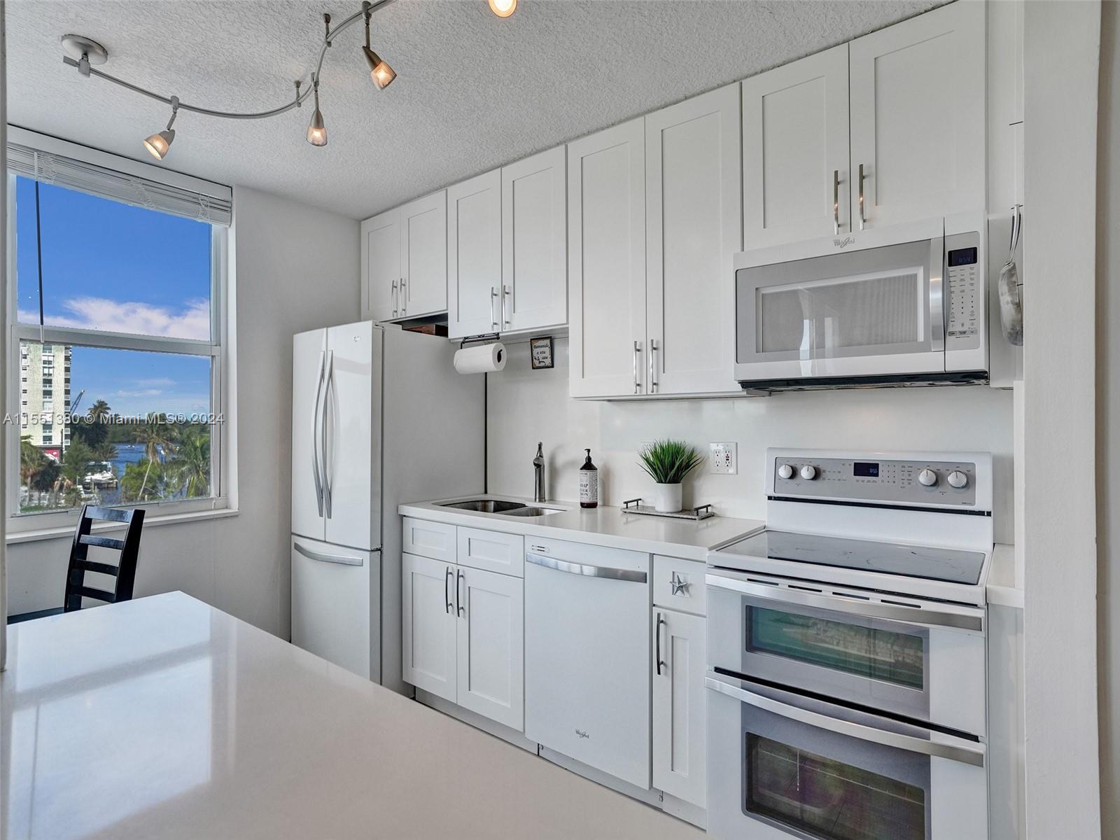 2639 Riverside Dr, Pompano Beach, FL, 33062 United States, 2 Bedrooms Bedrooms, ,2 BathroomsBathrooms,Residential,For Sale,Riverside Dr,A11551380
