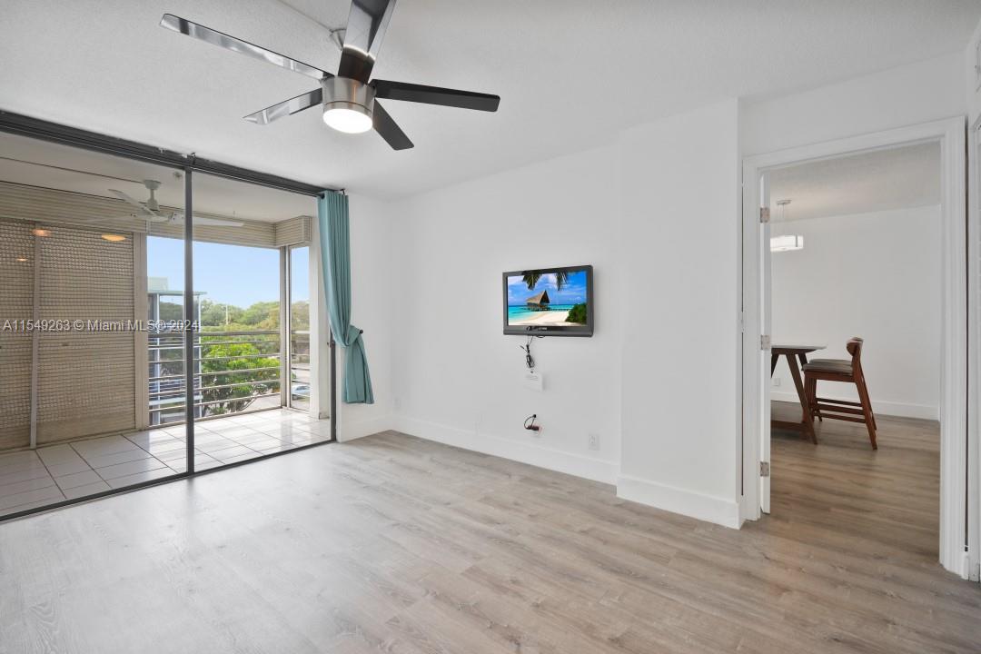 2751 Taft St 401, Hollywood, Florida 33020, 1 Bedroom Bedrooms, ,1 BathroomBathrooms,Residential,For Sale,2751 Taft St 401,A11549263