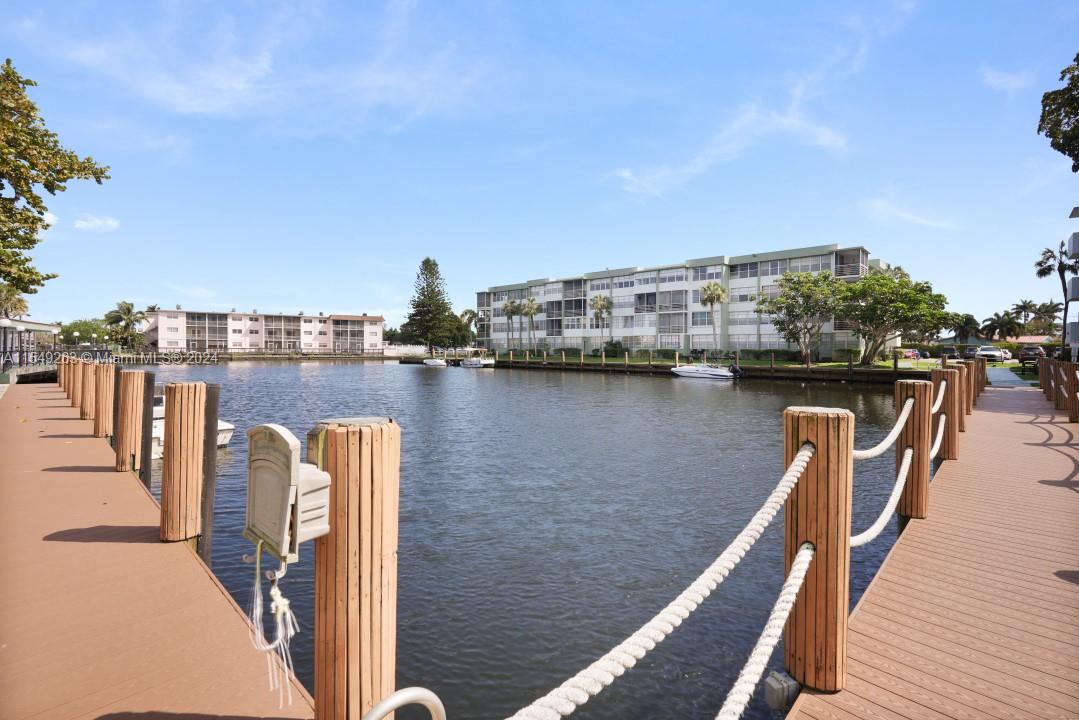 2751 Taft St 401, Hollywood, Florida 33020, 1 Bedroom Bedrooms, ,1 BathroomBathrooms,Residential,For Sale,2751 Taft St 401,A11549263