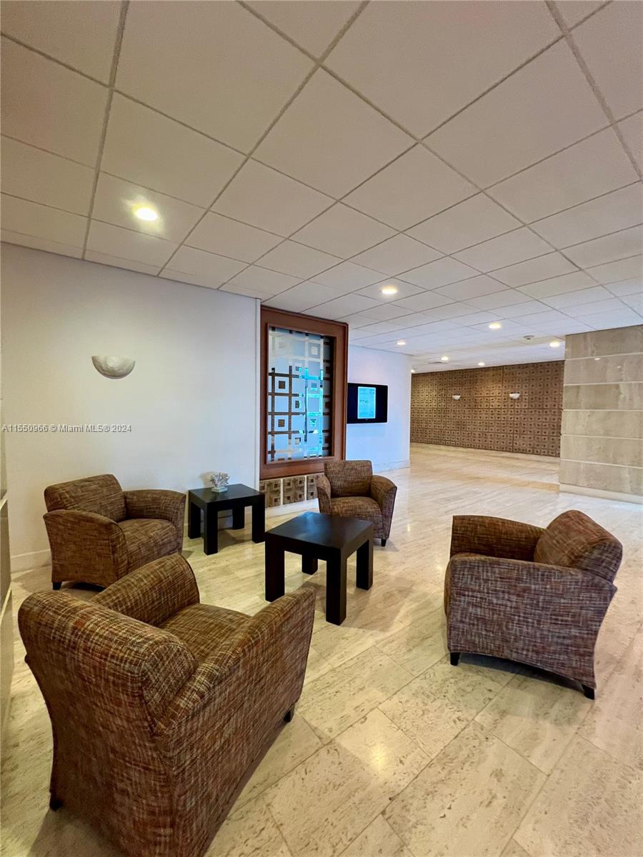 2899 Collins Ave 905, Miami Beach, Florida 33140, 1 Bedroom Bedrooms, ,1 BathroomBathrooms,Residentiallease,For Rent,2899 Collins Ave 905,A11550966