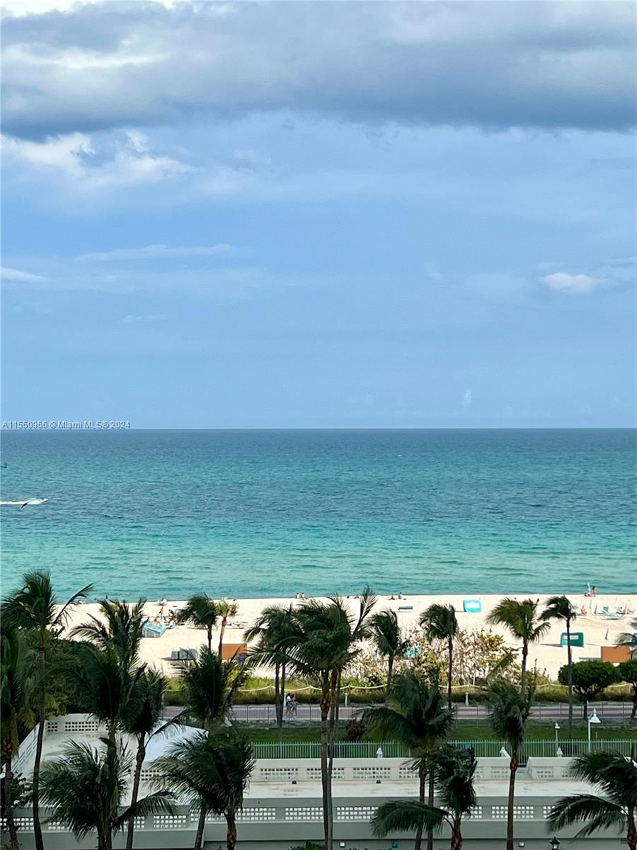 2899 Collins Ave 905, Miami Beach, Florida 33140, 1 Bedroom Bedrooms, ,1 BathroomBathrooms,Residentiallease,For Rent,2899 Collins Ave 905,A11550966