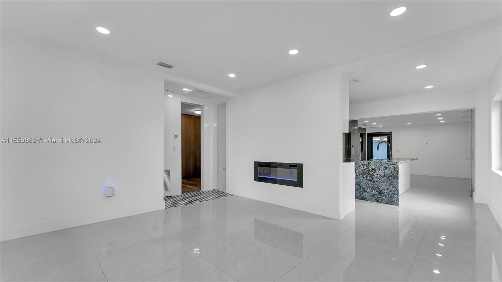 242 16th St, Hialeah, FL, 33010 United States, 5 Bedrooms Bedrooms, ,4 BathroomsBathrooms,Residential,For Sale,16th St,A11550862