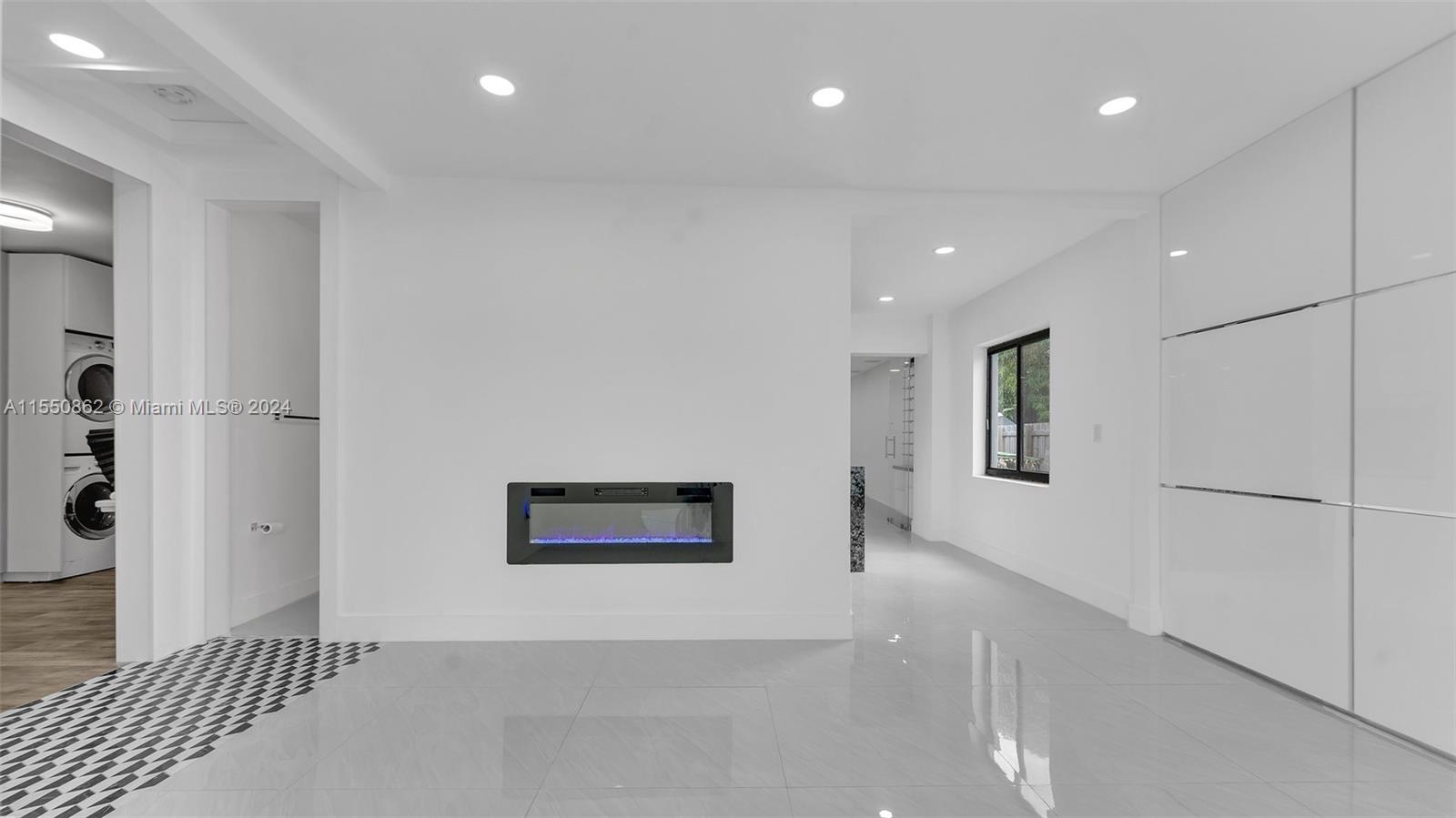 242 16th St, Hialeah, FL, 33010 United States, 5 Bedrooms Bedrooms, ,4 BathroomsBathrooms,Residential,For Sale,16th St,A11550862