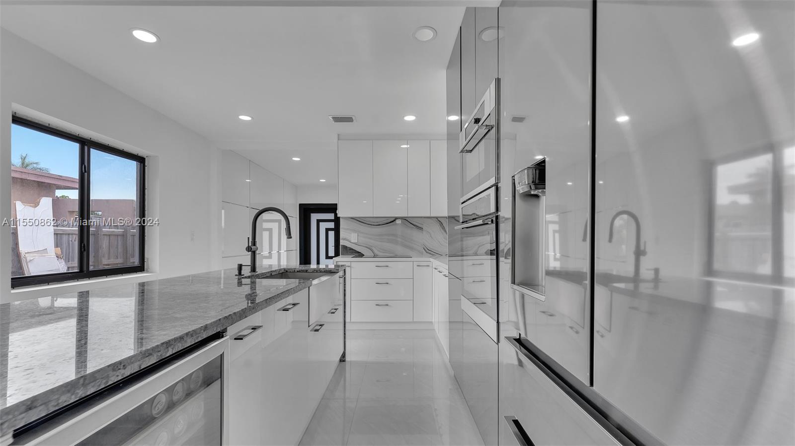 242 16th St, Hialeah, FL, 33010 United States, 5 Bedrooms Bedrooms, ,4 BathroomsBathrooms,Residential,For Sale,16th St,A11550862