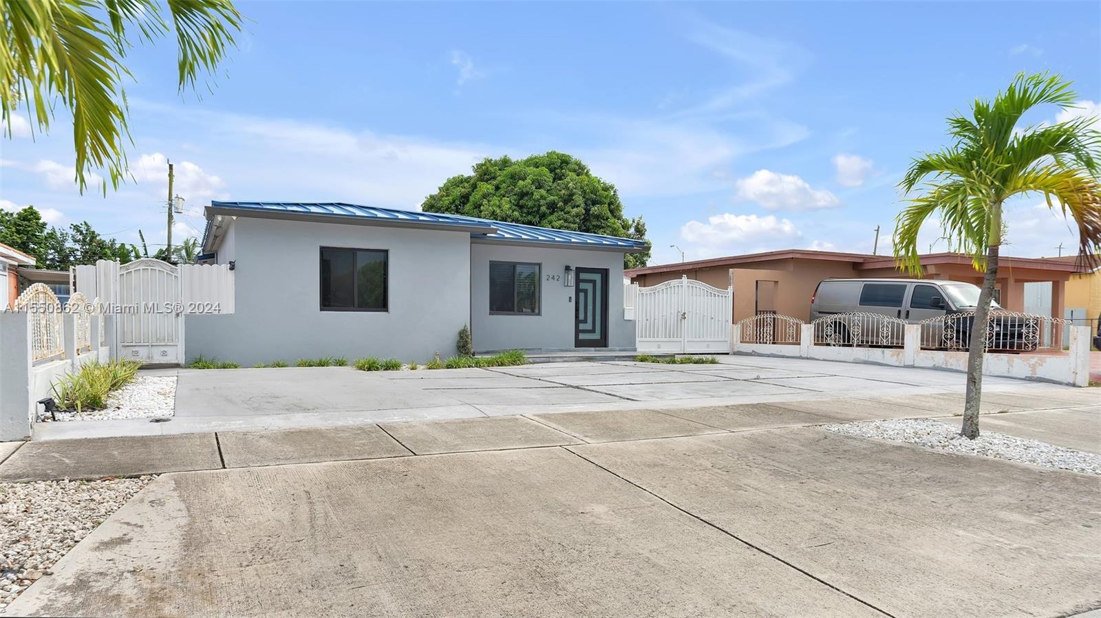 242 16th St, Hialeah, FL, 33010 United States, 5 Bedrooms Bedrooms, ,4 BathroomsBathrooms,Residential,For Sale,16th St,A11550862