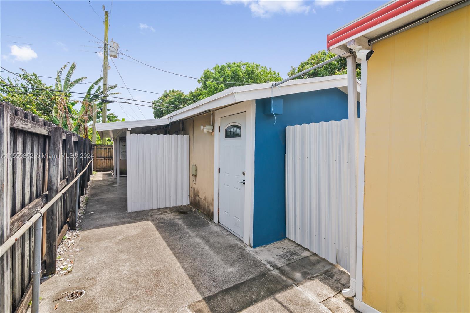 242 16th St, Hialeah, FL, 33010 United States, 5 Bedrooms Bedrooms, ,4 BathroomsBathrooms,Residential,For Sale,16th St,A11550862
