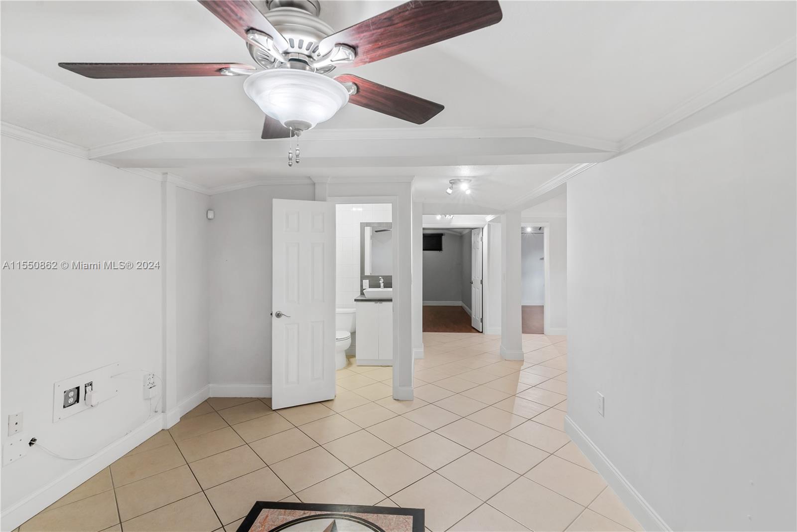 242 16th St, Hialeah, FL, 33010 United States, 5 Bedrooms Bedrooms, ,4 BathroomsBathrooms,Residential,For Sale,16th St,A11550862