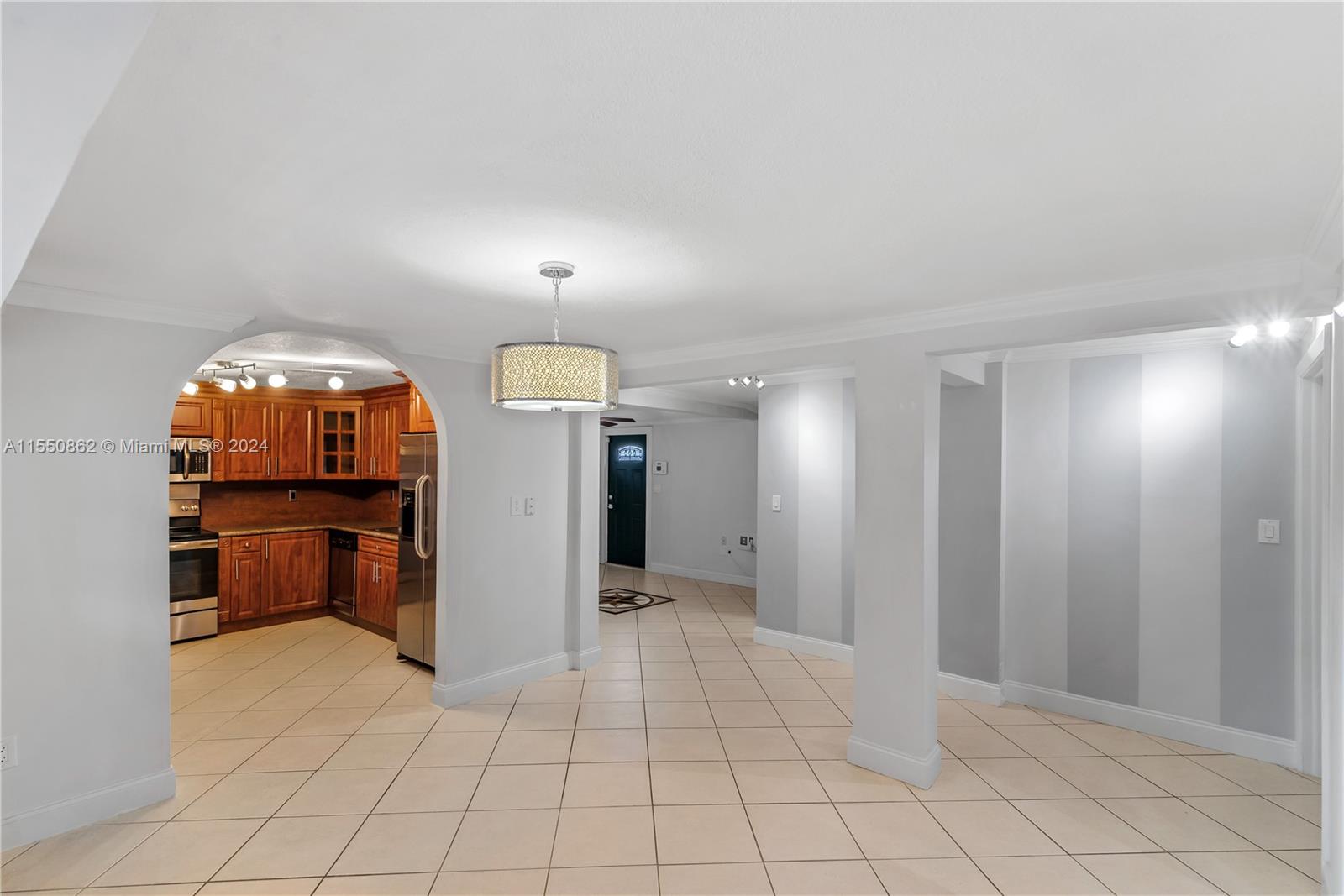 242 16th St, Hialeah, FL, 33010 United States, 5 Bedrooms Bedrooms, ,4 BathroomsBathrooms,Residential,For Sale,16th St,A11550862