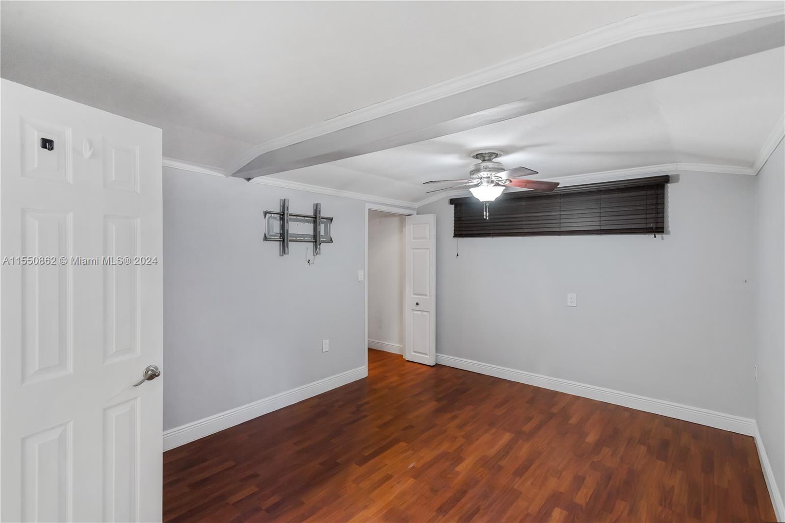 242 16th St, Hialeah, FL, 33010 United States, 5 Bedrooms Bedrooms, ,4 BathroomsBathrooms,Residential,For Sale,16th St,A11550862