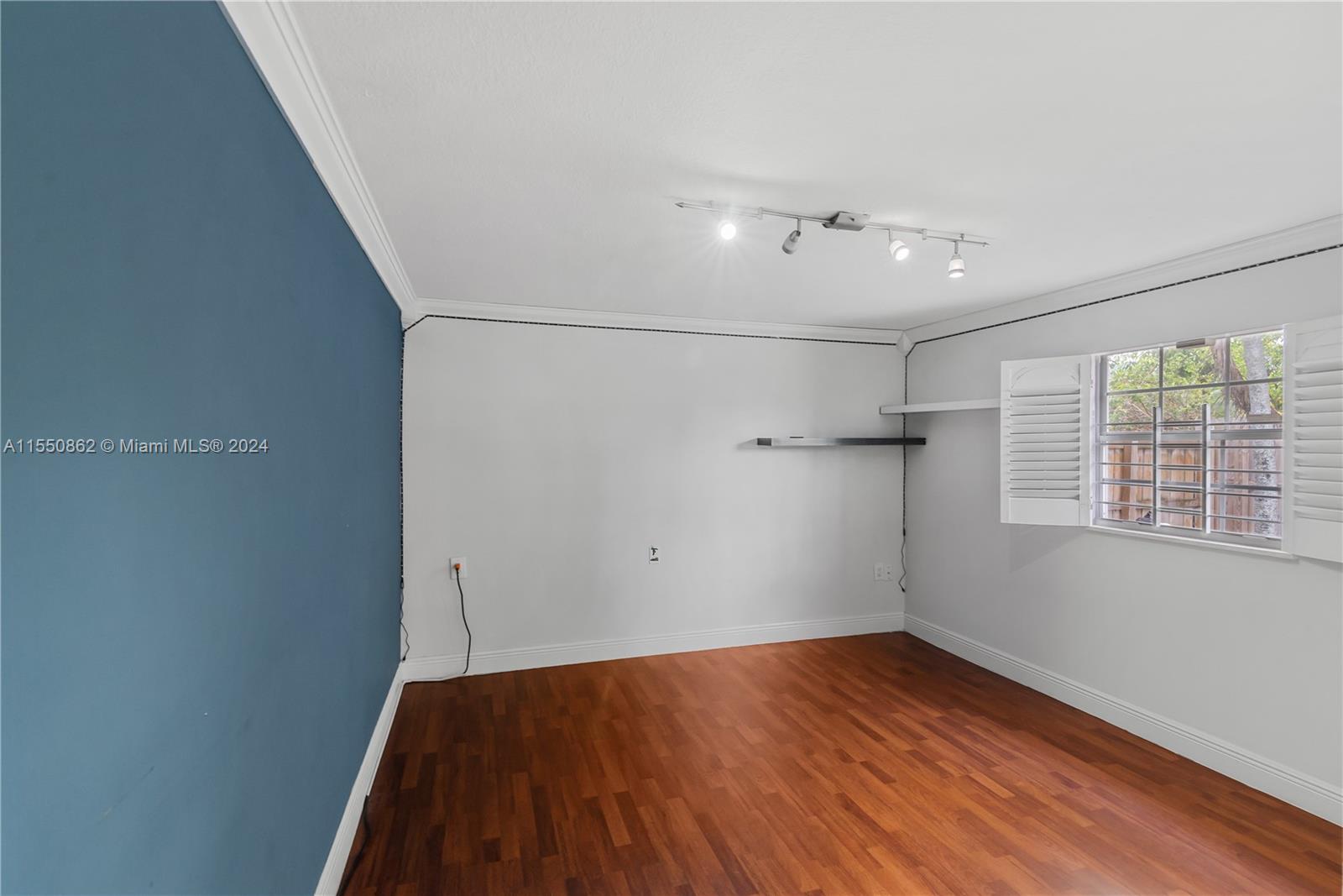 242 16th St, Hialeah, FL, 33010 United States, 5 Bedrooms Bedrooms, ,4 BathroomsBathrooms,Residential,For Sale,16th St,A11550862