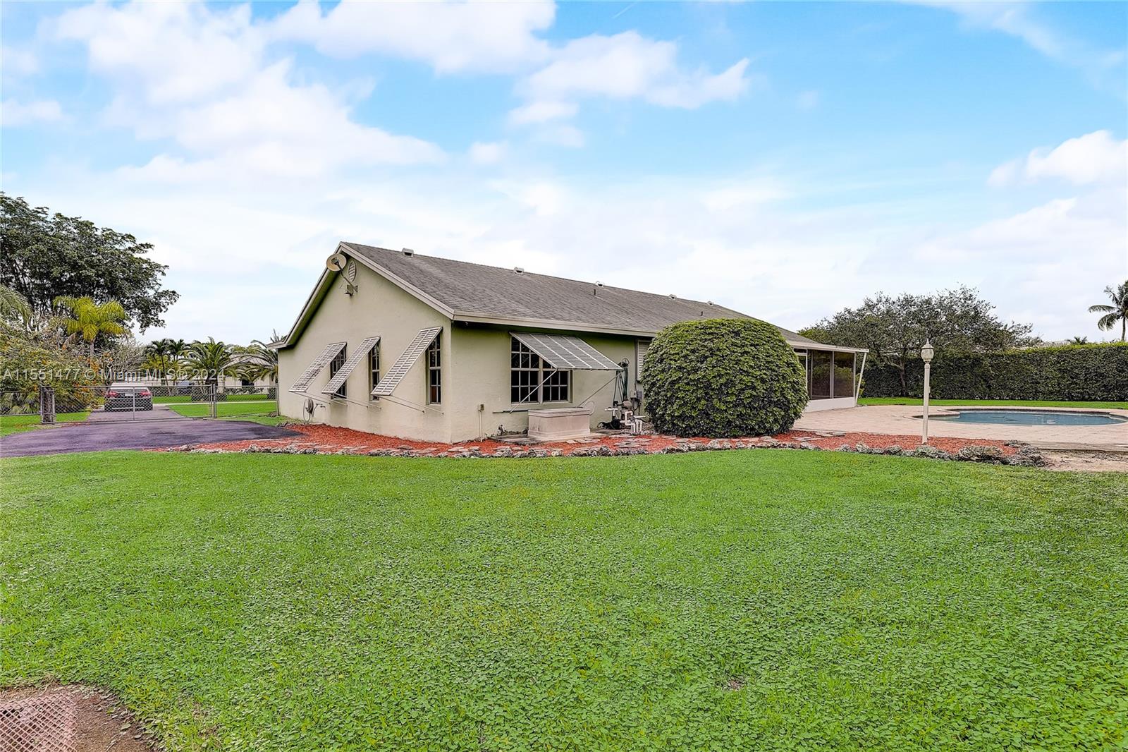 1650 17th St, Homestead, FL, 33030 United States, 4 Bedrooms Bedrooms, ,2 BathroomsBathrooms,Residential,For Sale,17th St,A11551477