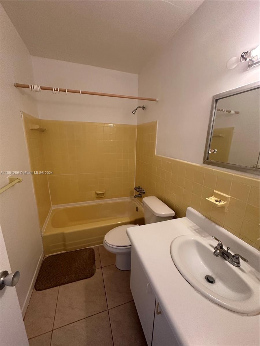 900 Atlantic Shores Blvd, Hallandale Beach, FL, 33009 United States, 1 Bedroom Bedrooms, ,1 BathroomBathrooms,Residential,For Sale,Atlantic Shores Blvd,A11551259