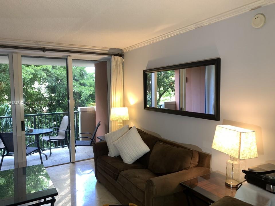 2951 S Bayshore Dr 405, Miami, Florida 33133, 1 Bedroom Bedrooms, ,1 BathroomBathrooms,Residentiallease,For Rent,2951 S Bayshore Dr 405,A11551247