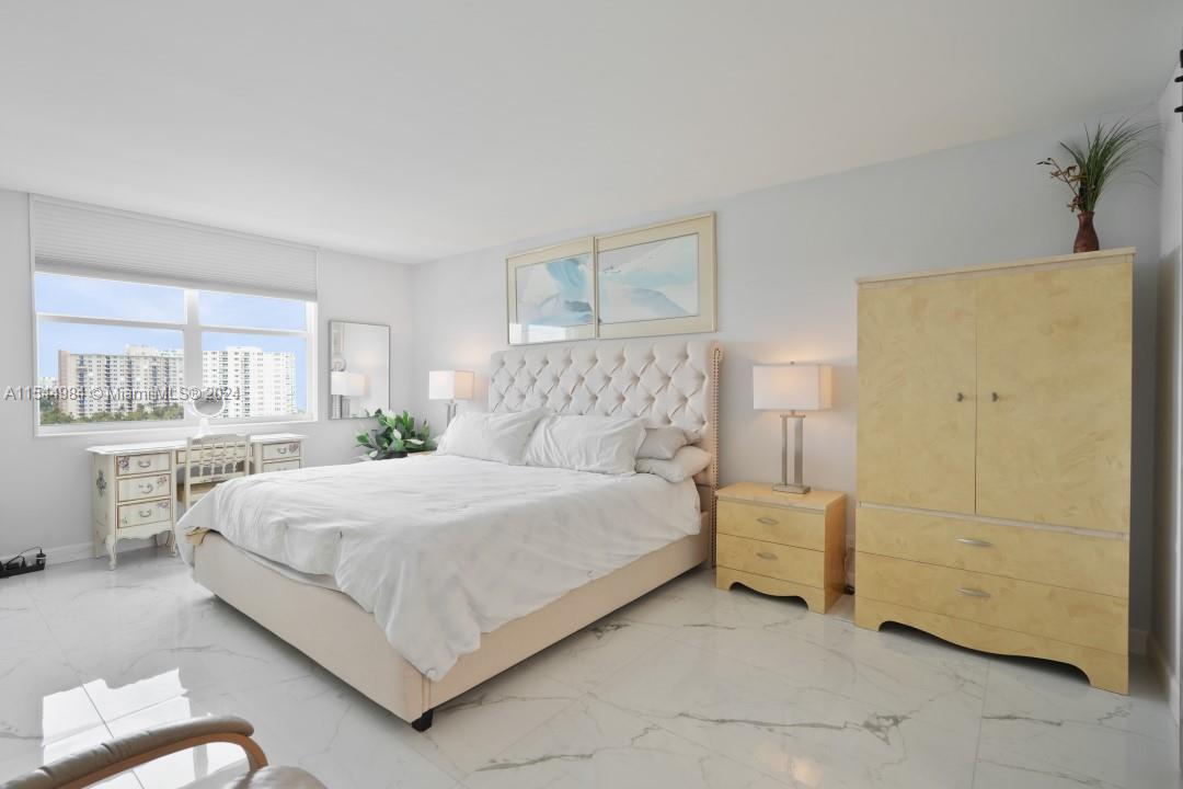 5200 Ocean Blvd, Lauderdale By The Sea, FL, 33308 United States, 2 Bedrooms Bedrooms, ,2 BathroomsBathrooms,Residential,For Sale,Ocean Blvd,A11544984