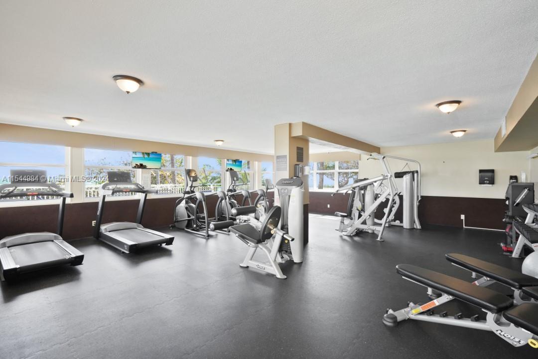 5200 Ocean Blvd, Lauderdale By The Sea, FL, 33308 United States, 2 Bedrooms Bedrooms, ,2 BathroomsBathrooms,Residential,For Sale,Ocean Blvd,A11544984