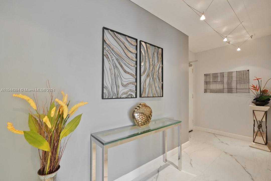 5200 Ocean Blvd, Lauderdale By The Sea, FL, 33308 United States, 2 Bedrooms Bedrooms, ,2 BathroomsBathrooms,Residential,For Sale,Ocean Blvd,A11544984