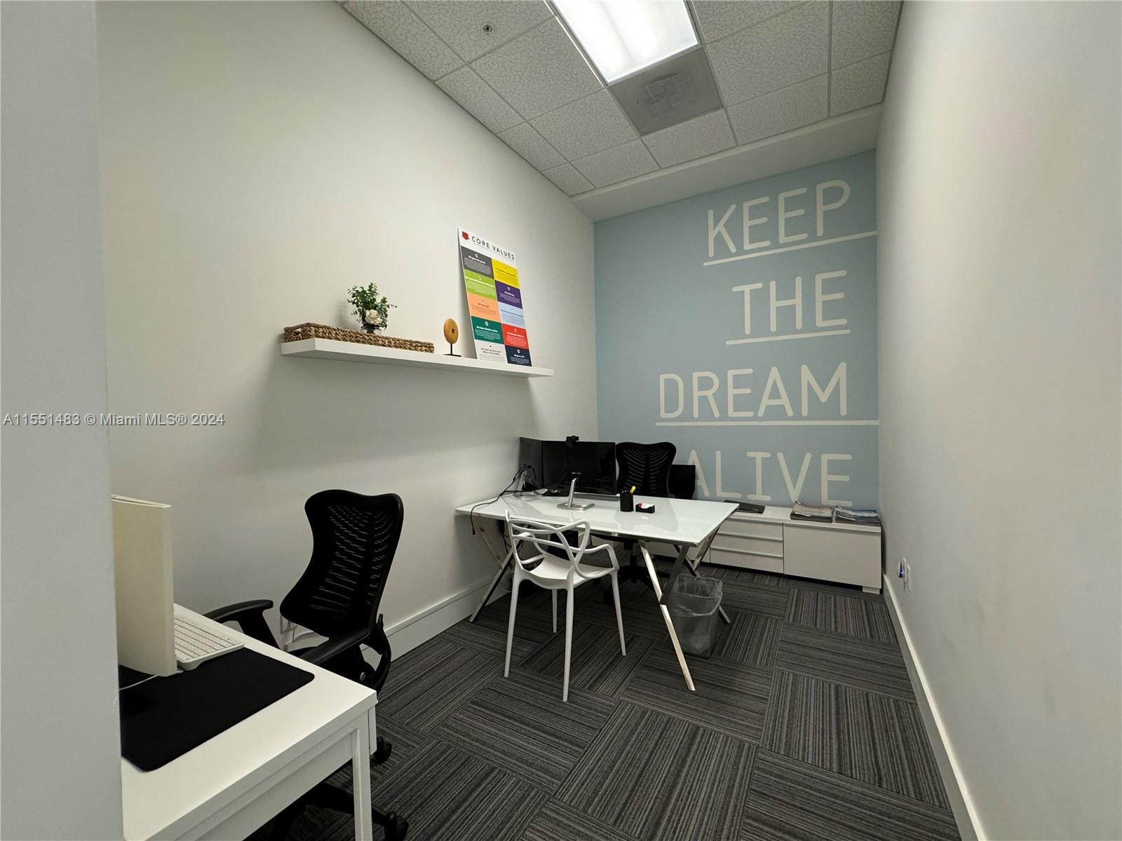 20200 W Dixie Hwy G-11, Miami, Florida 33180, ,Commerciallease,For Rent,20200 W Dixie Hwy G-11,A11551483