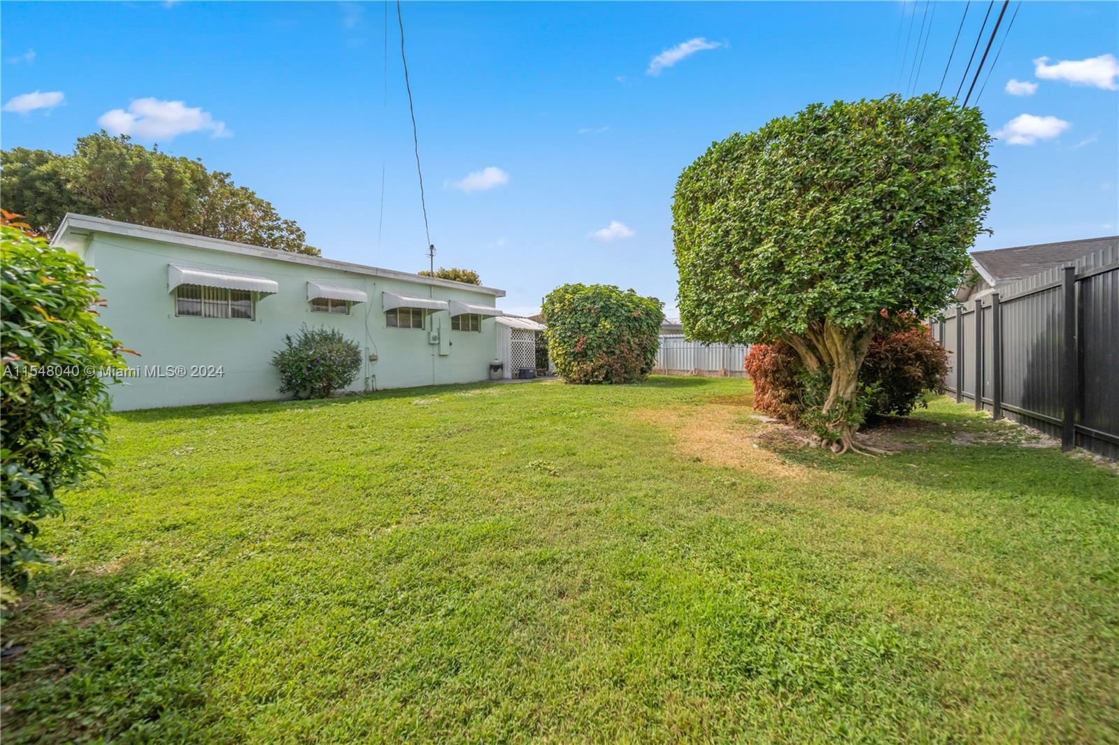 5921 19th St, Miami, FL, 33155 United States, 2 Bedrooms Bedrooms, ,1 BathroomBathrooms,Residential,For Sale,19th St,A11548040