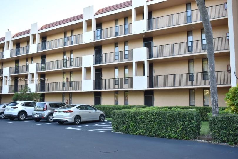6531 Coral Lake Dr, Margate, FL, 33063 United States, 2 Bedrooms Bedrooms, ,2 BathroomsBathrooms,Residential,For Sale,Coral Lake Dr,A11542617