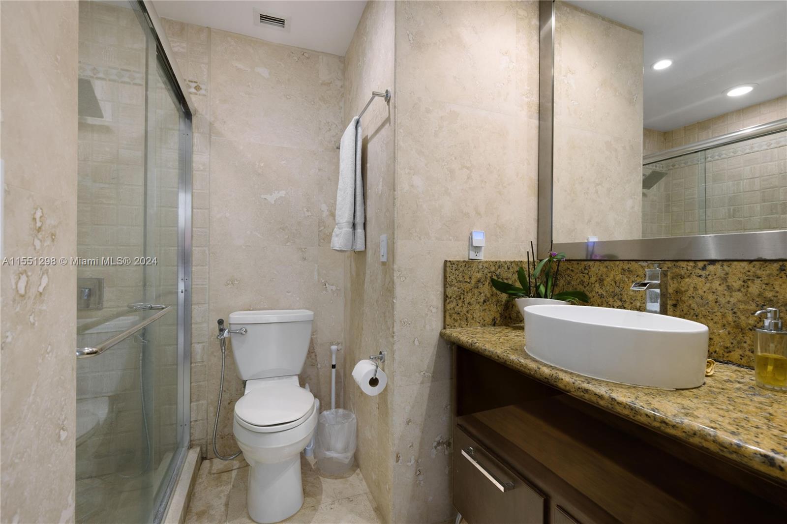 2301 Collins Ave PH22, Miami Beach, Florida 33139, 2 Bedrooms Bedrooms, ,2 BathroomsBathrooms,Residential,For Sale,2301 Collins Ave PH22,A11551298