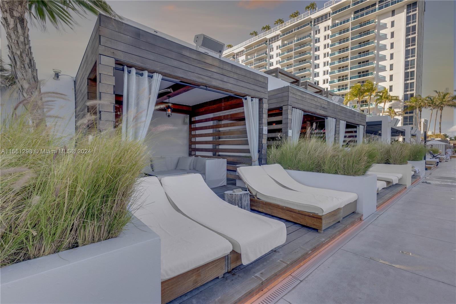 2301 Collins Ave, Miami Beach, FL, 33139 United States, 2 Bedrooms Bedrooms, ,2 BathroomsBathrooms,Residential,For Sale,Collins Ave,A11551298