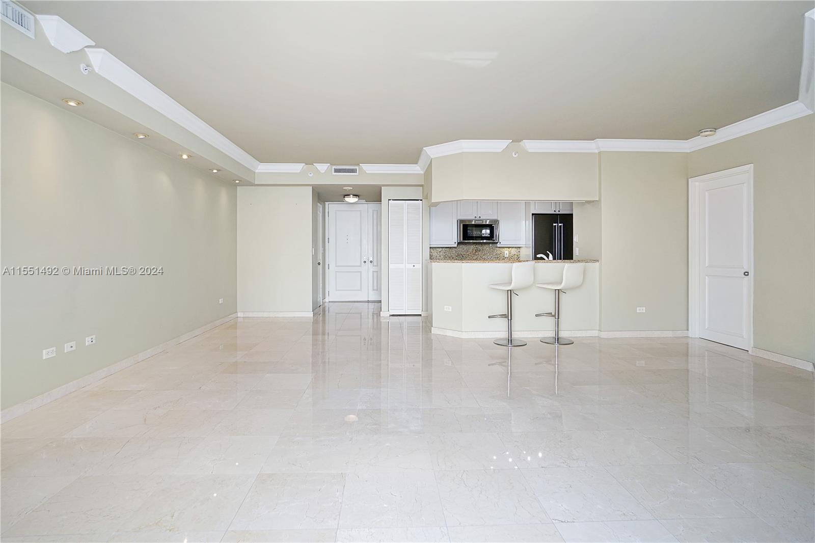 848 Brickell Key Dr, Miami, FL, 33131 United States, 1 Bedroom Bedrooms, ,1 BathroomBathrooms,Residential,For Sale,Brickell Key Dr,A11551492