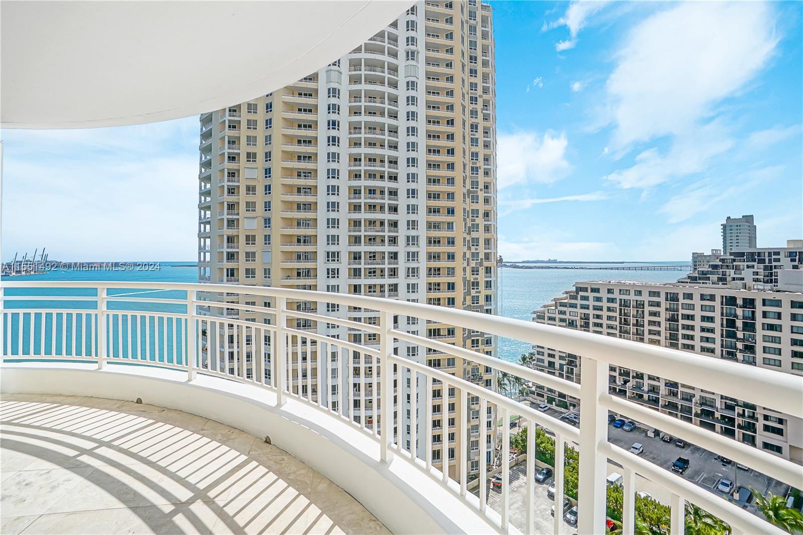 848 Brickell Key Dr, Miami, FL, 33131 United States, 1 Bedroom Bedrooms, ,1 BathroomBathrooms,Residential,For Sale,Brickell Key Dr,A11551492
