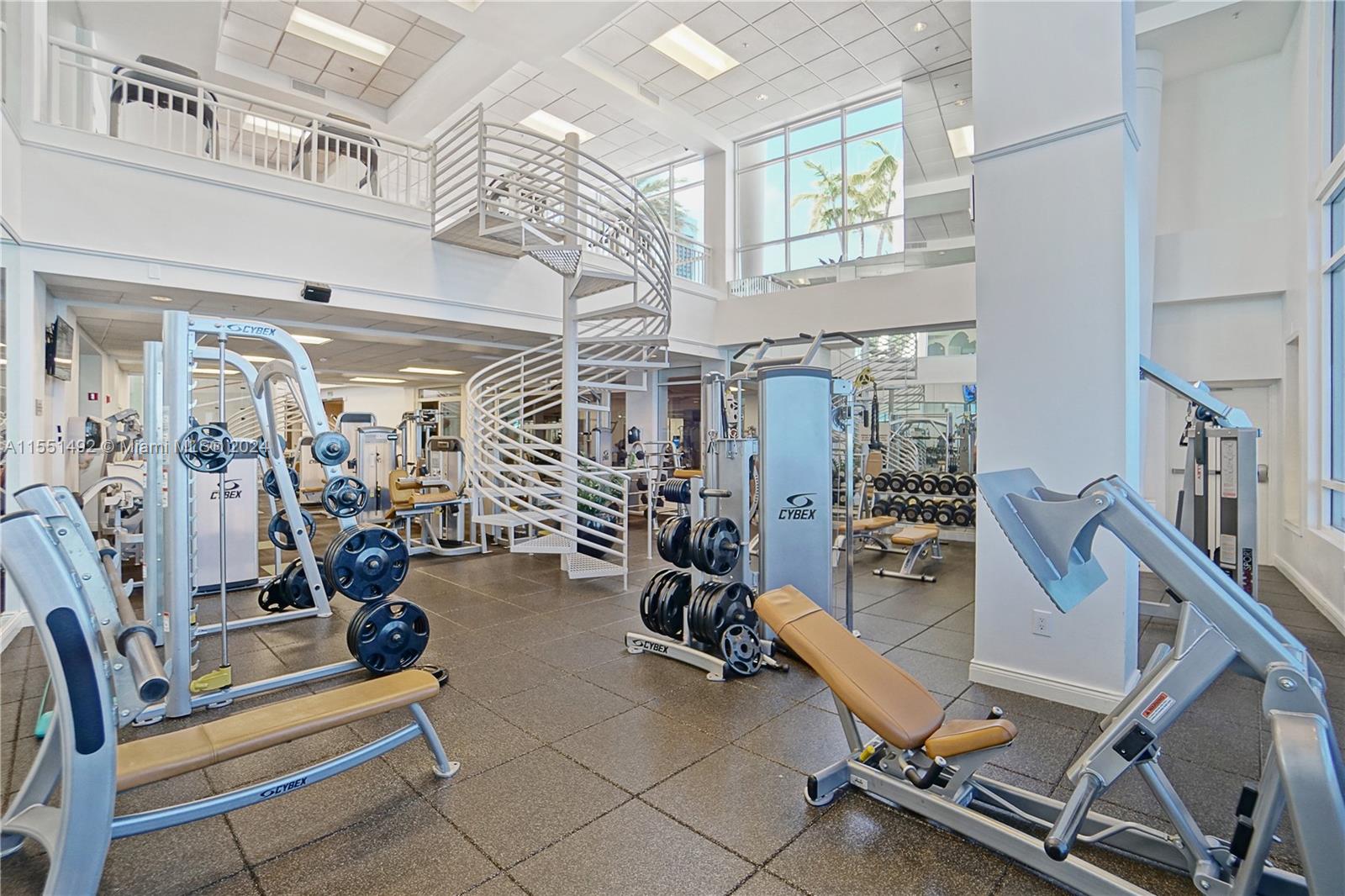 848 Brickell Key Dr, Miami, FL, 33131 United States, 1 Bedroom Bedrooms, ,1 BathroomBathrooms,Residential,For Sale,Brickell Key Dr,A11551492