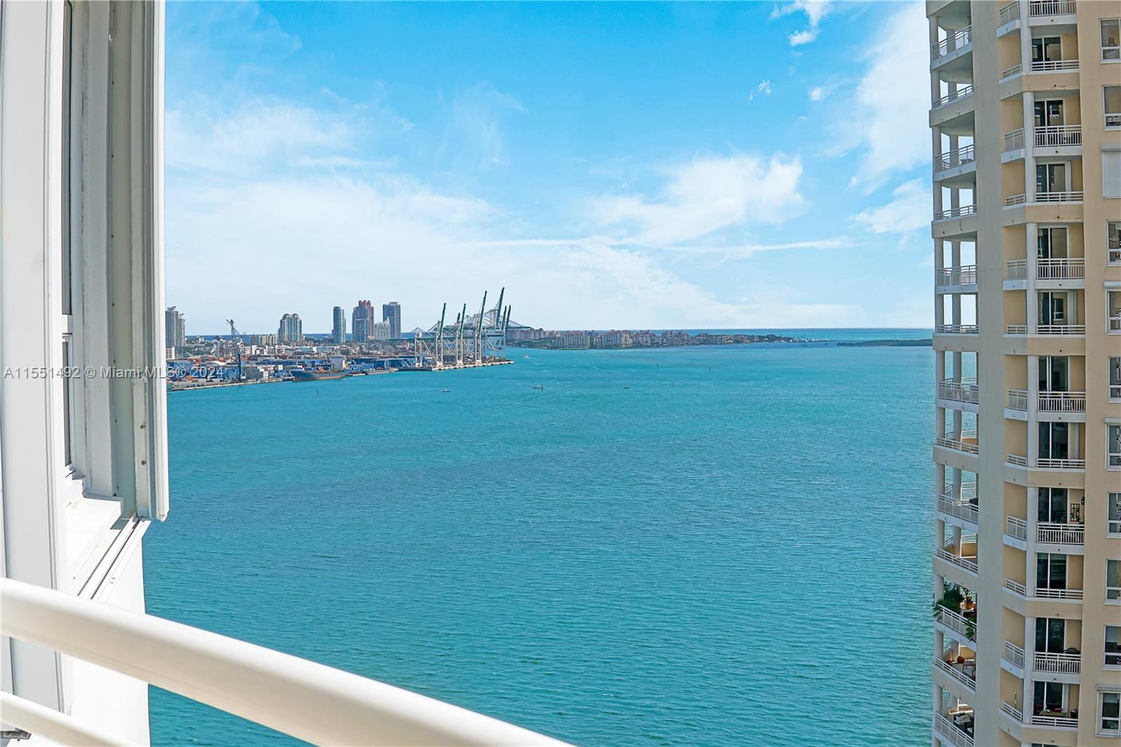 848 Brickell Key Dr, Miami, FL, 33131 United States, 1 Bedroom Bedrooms, ,1 BathroomBathrooms,Residential,For Sale,Brickell Key Dr,A11551492